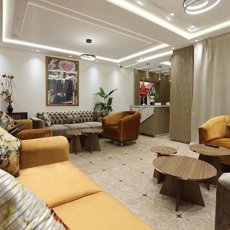 Hotel Des Lilas Wadżda Zewnętrze zdjęcie
