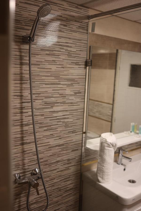 Hotel Des Lilas Wadżda Zewnętrze zdjęcie