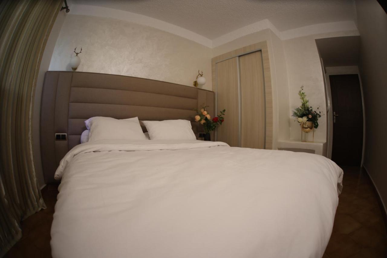 Hotel Des Lilas Wadżda Zewnętrze zdjęcie