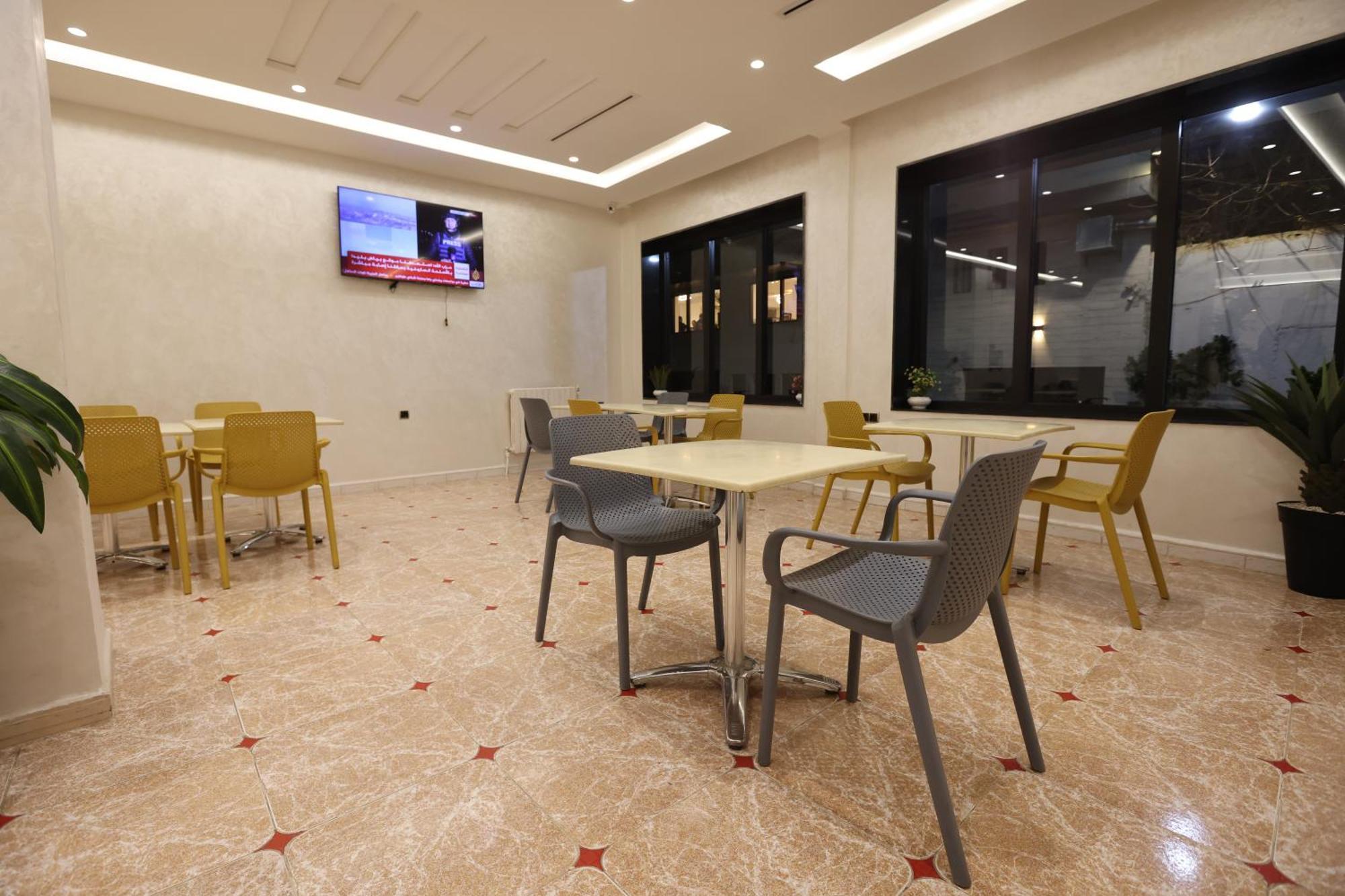 Hotel Des Lilas Wadżda Zewnętrze zdjęcie